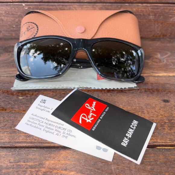 Rayban unisex sunglasses new with case and tags main image 4